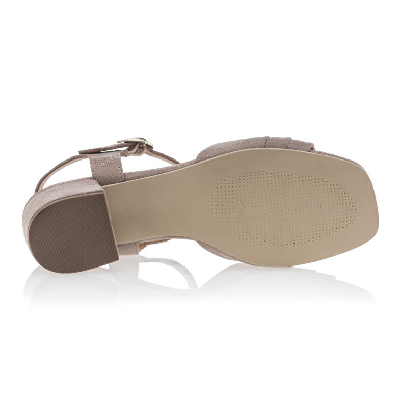Beige sandaler / sko med åpen tå til dame