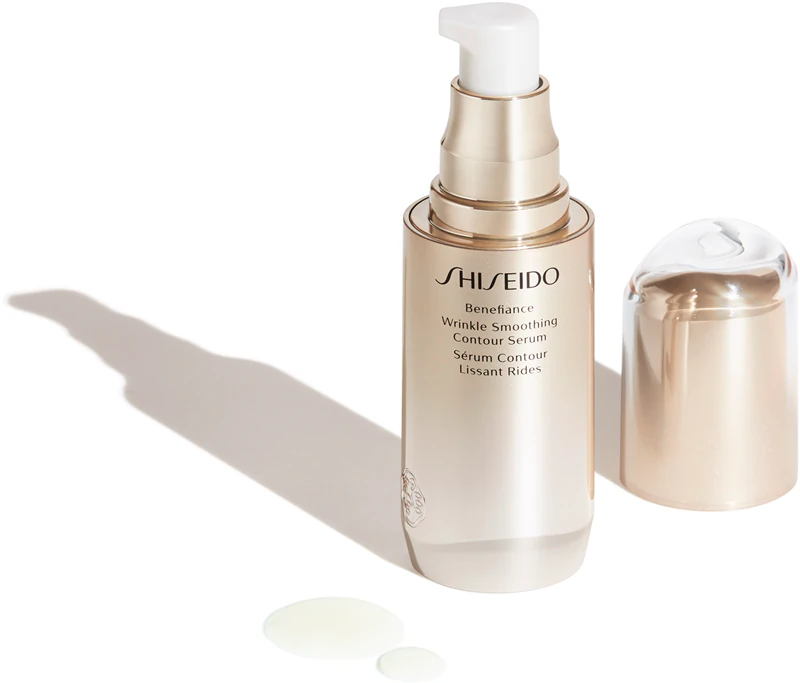 sérum facial Shiseido Benefiance Wrinkle Smoothing Contour Serum reduz os sinais de envelhecimento.