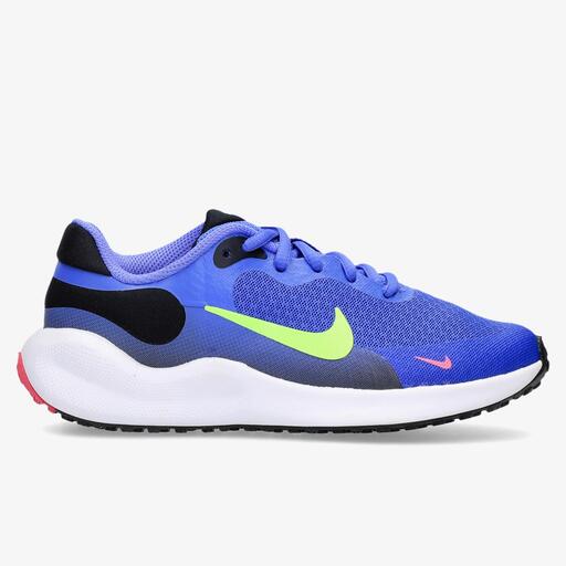  Nike Revolution 7