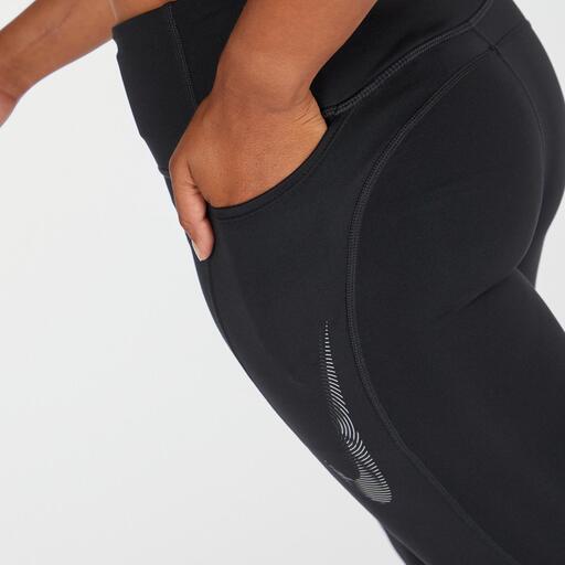  Nike Swoosh