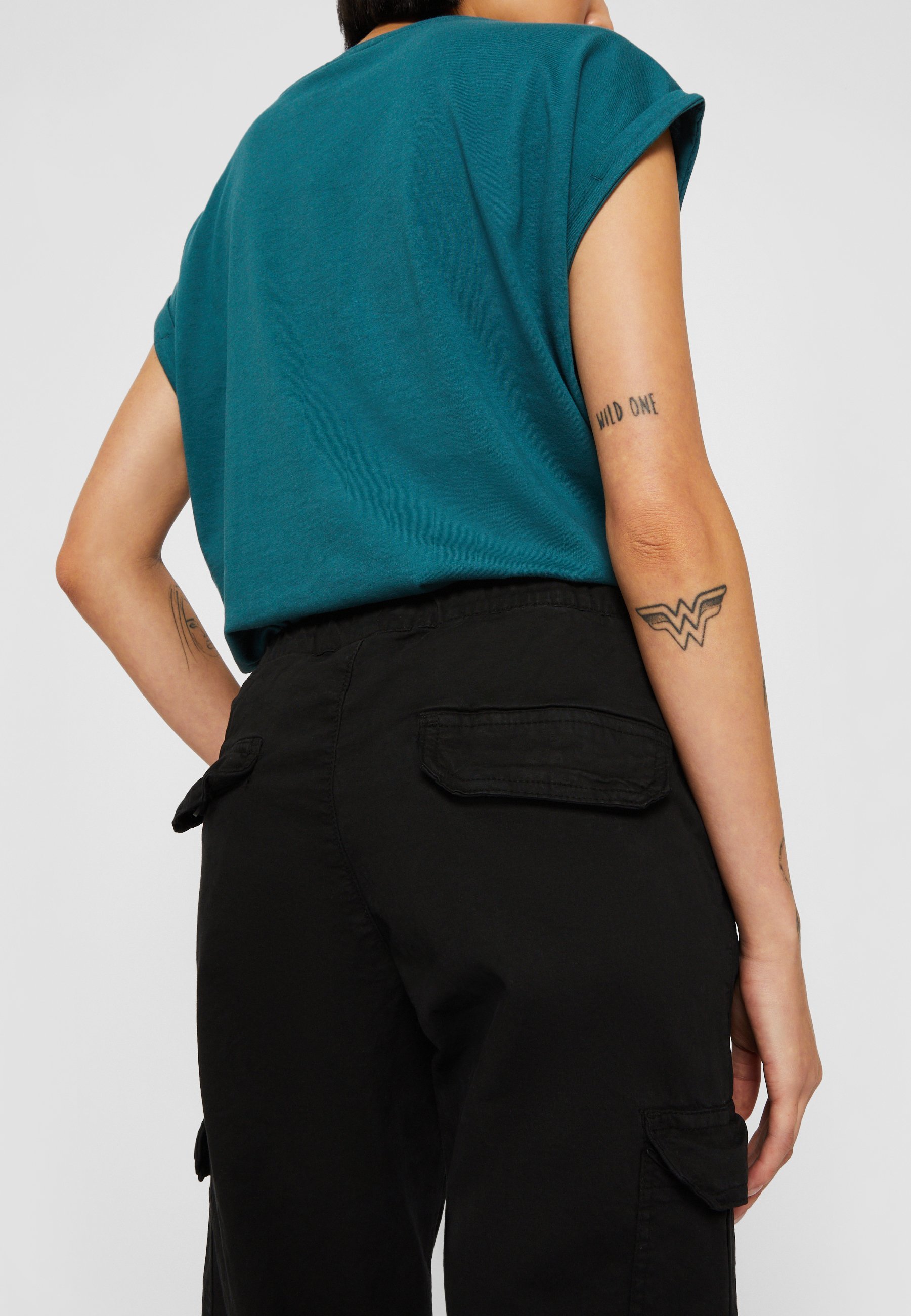 Urban Classics hoge taille cargo broek - zwart