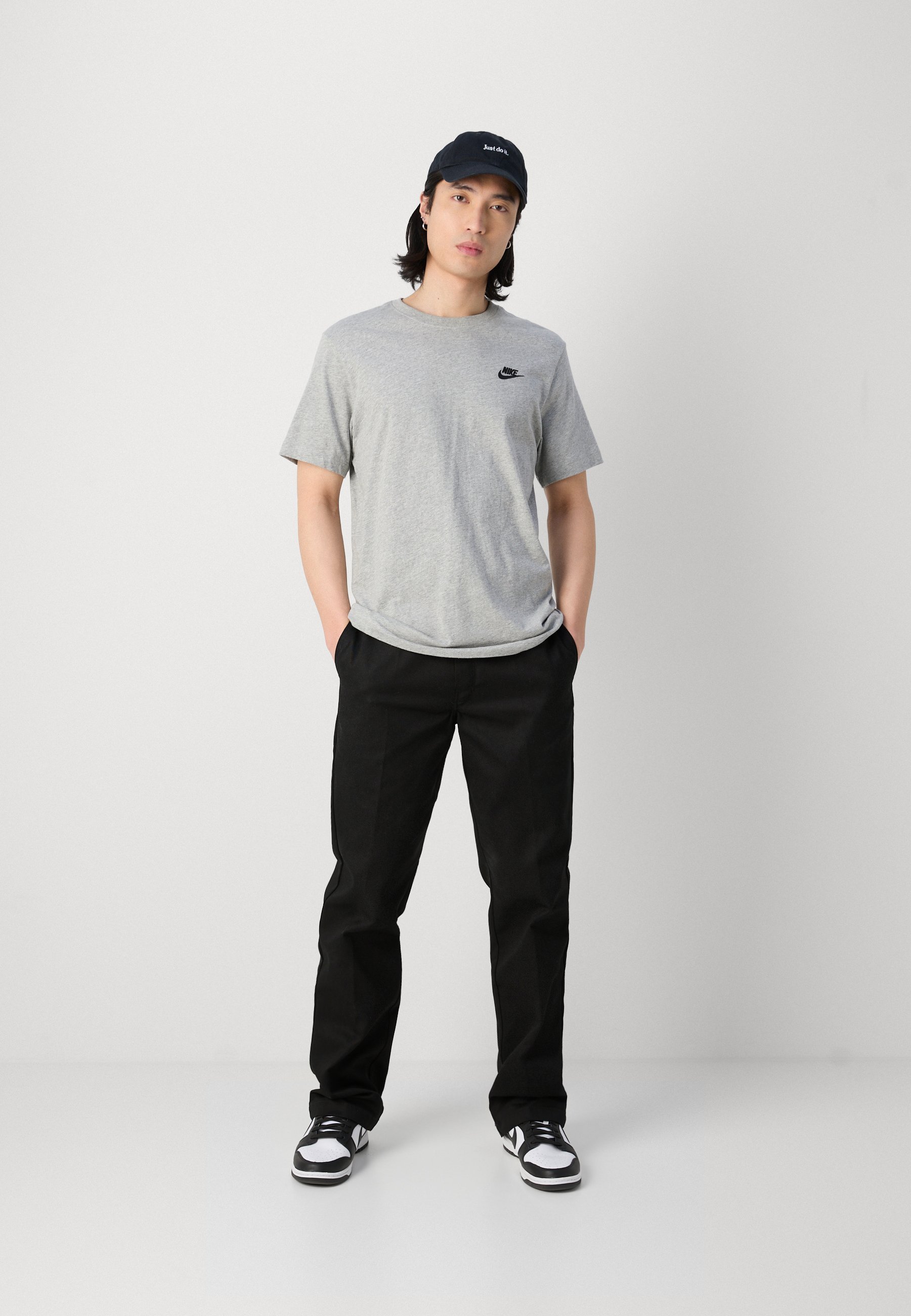Nike Sportswear Basic T-shirts