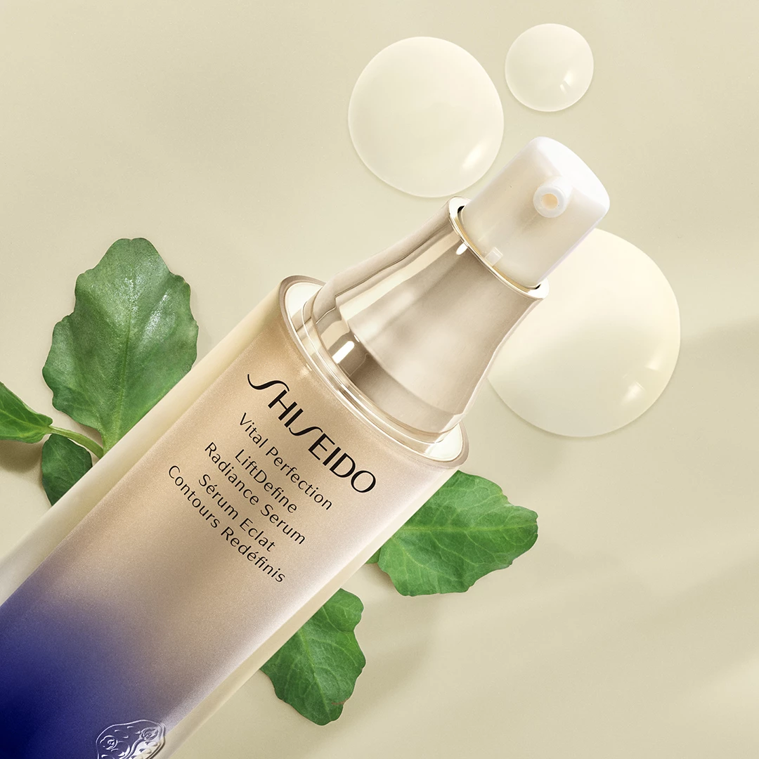 Shiseido Vital Perfection LiftDefine serum za blistav izgled 40 ml