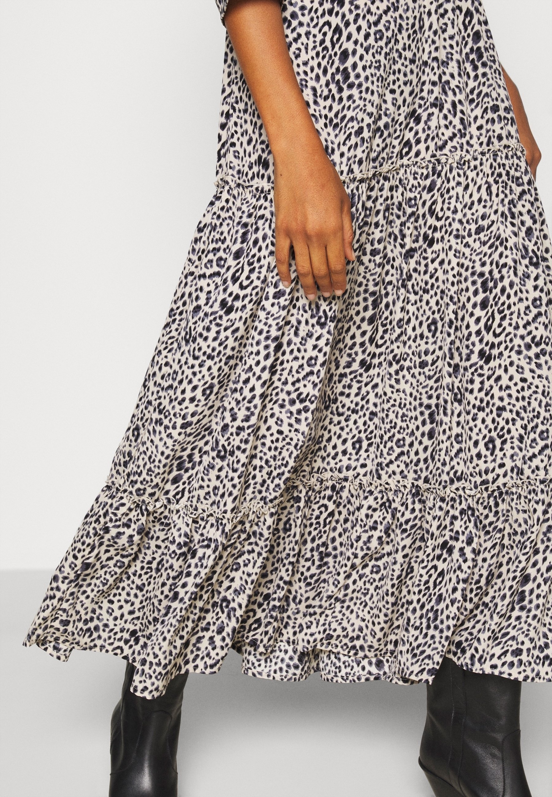 Lange maxi-jurk van Object - donkerblauw