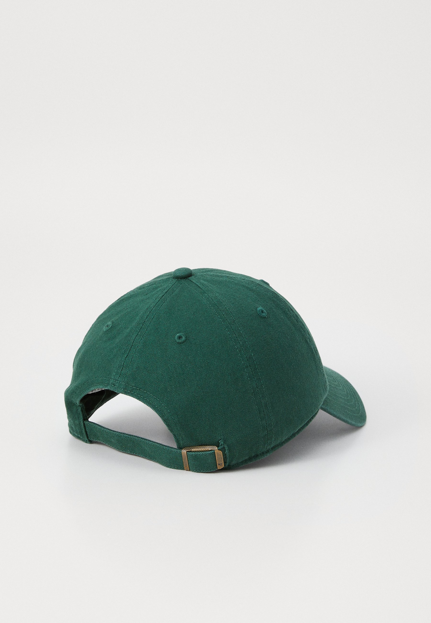 '47 Caps