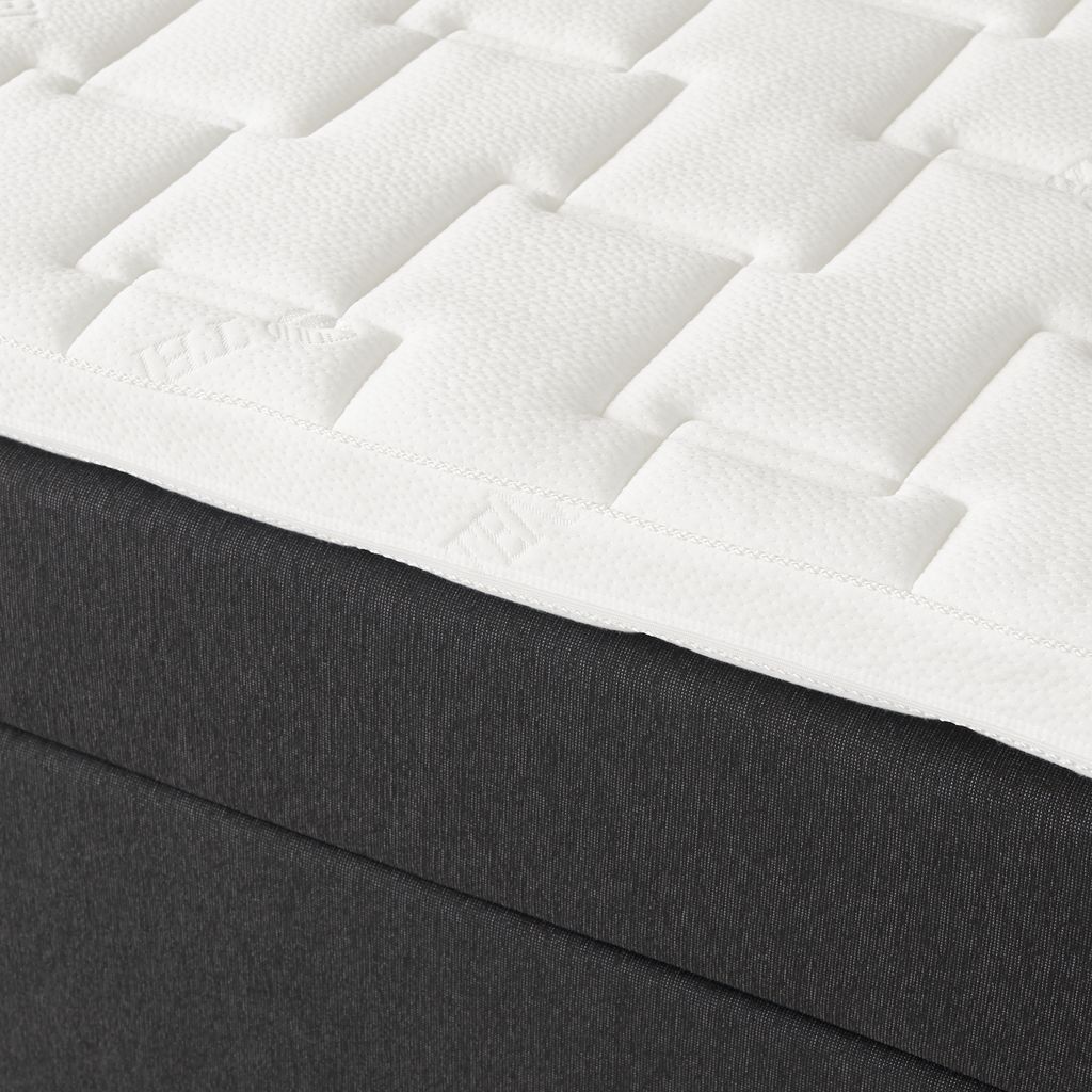 „Continental“ kainodara REIPA GC110 Auksinė 140x200 REIPA GC110 Pilka-40 Lateksas