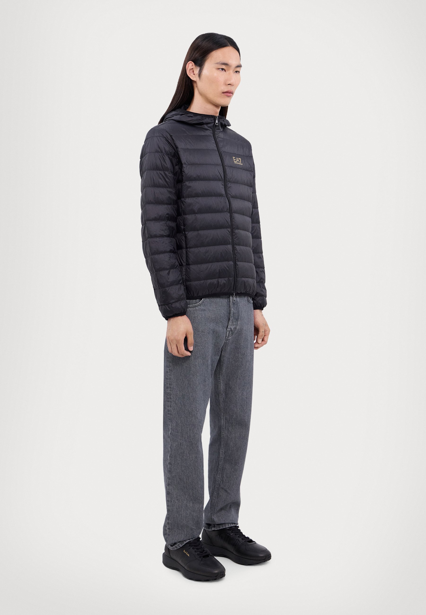 EA7 Emporio Armani TRAIN CORE LIGHT JACKET - Untuvatakki - black