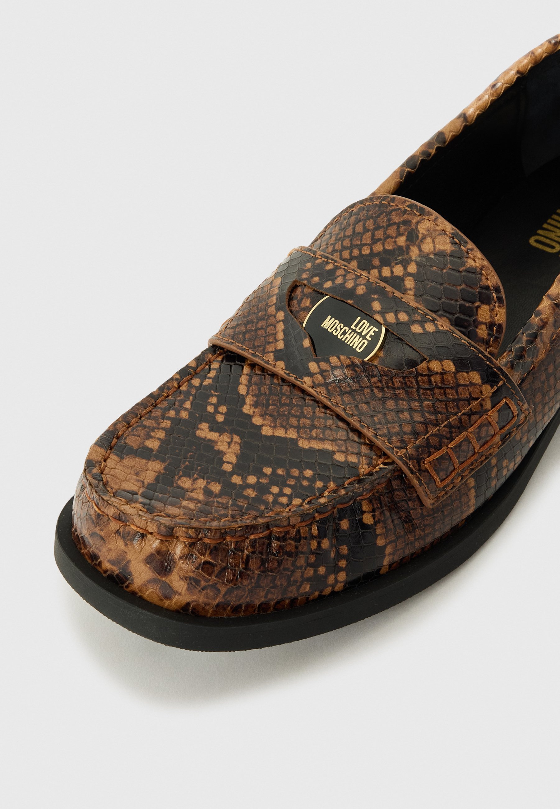 Love Moschino LOVELY COLLEGE - Instappers - bruin