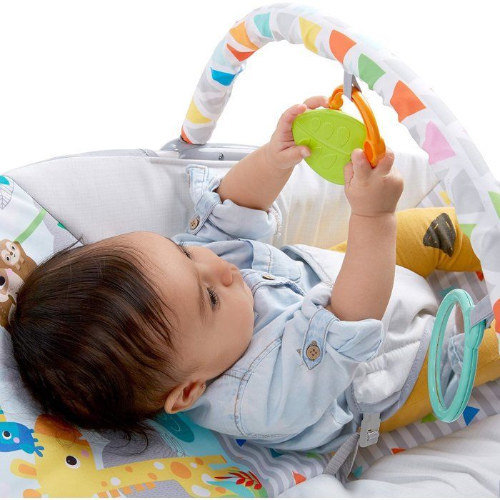 Sdraietta BRIGHT STARS Baby - Safari - Arco con giocattoli rimovibili per lo sviluppo, tra cui uno specchietto per bambini e un'imbracatura a 3 punti.