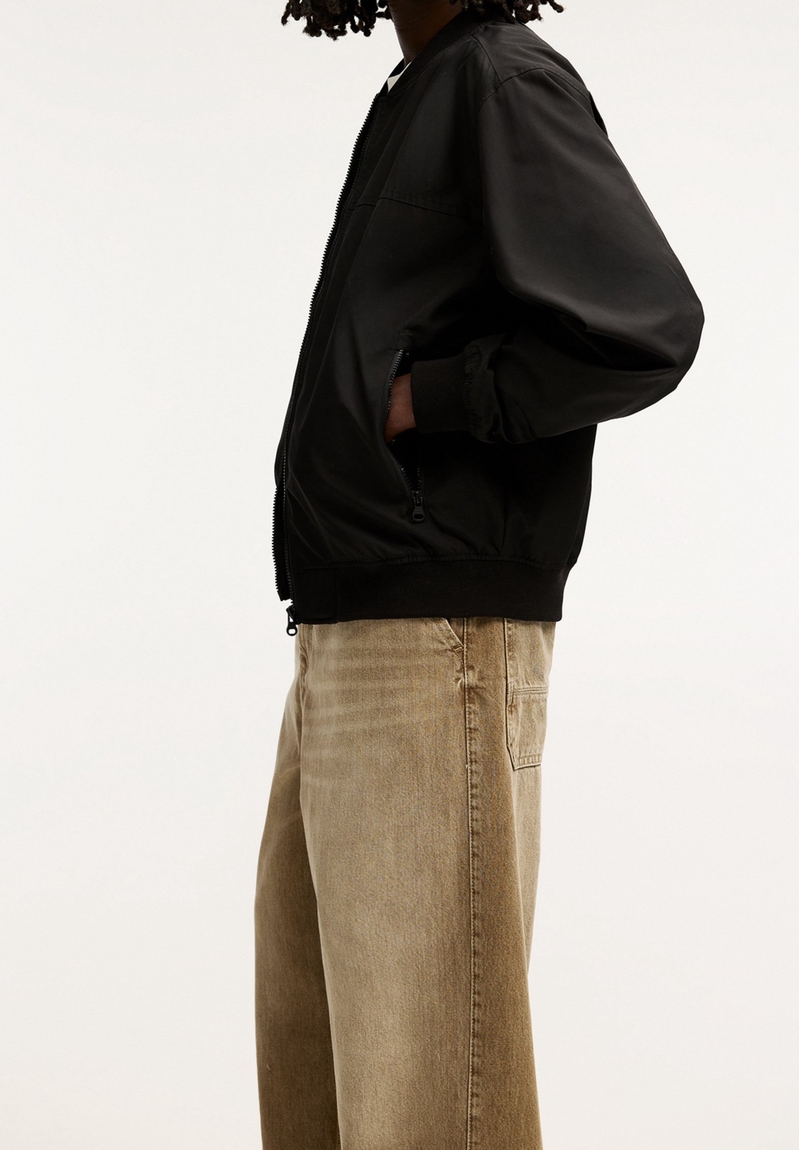 PULL&BEAR Bomberjack - zwart