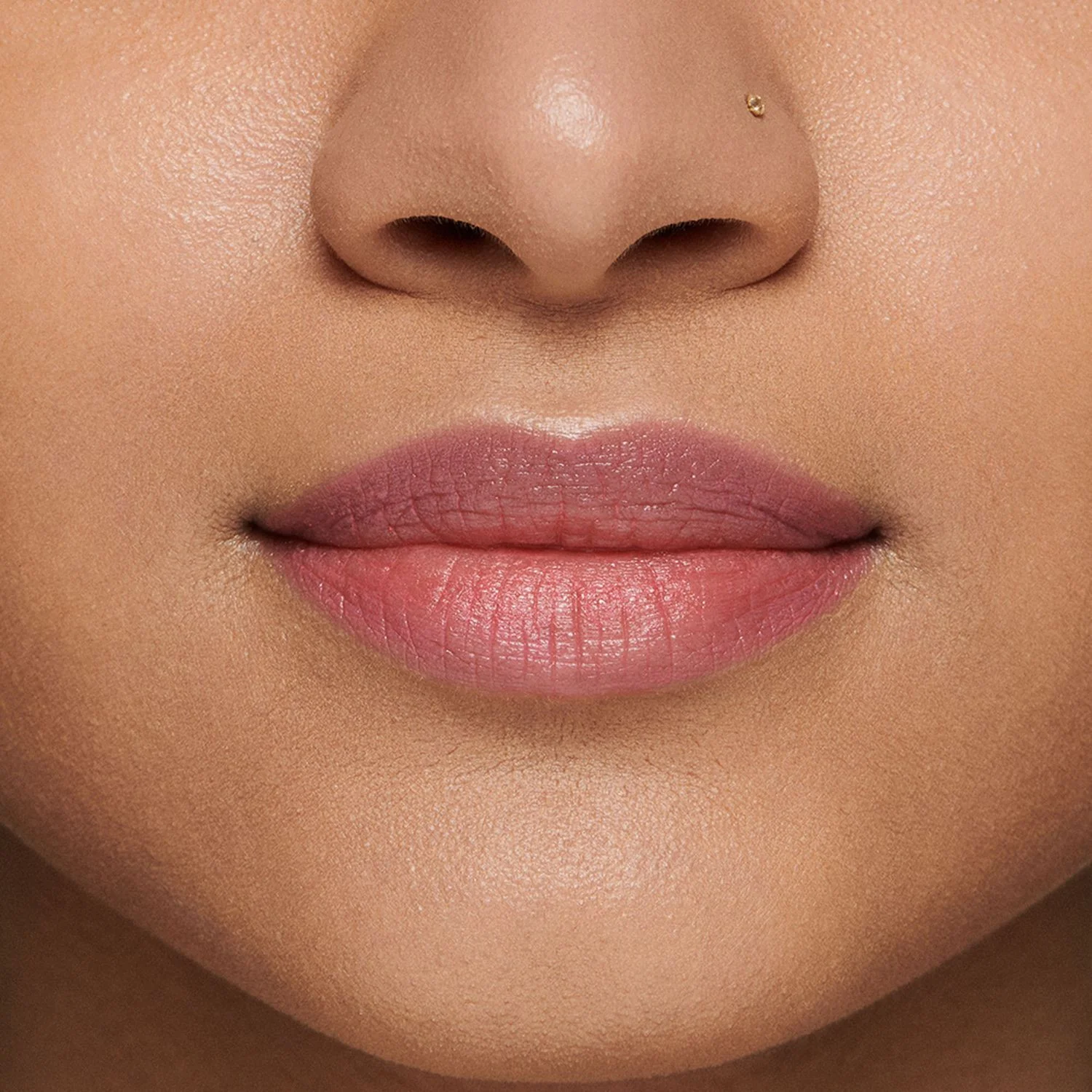 Rossetto Rouge Essentiel Silky Crème Lipstick - Rossetto
