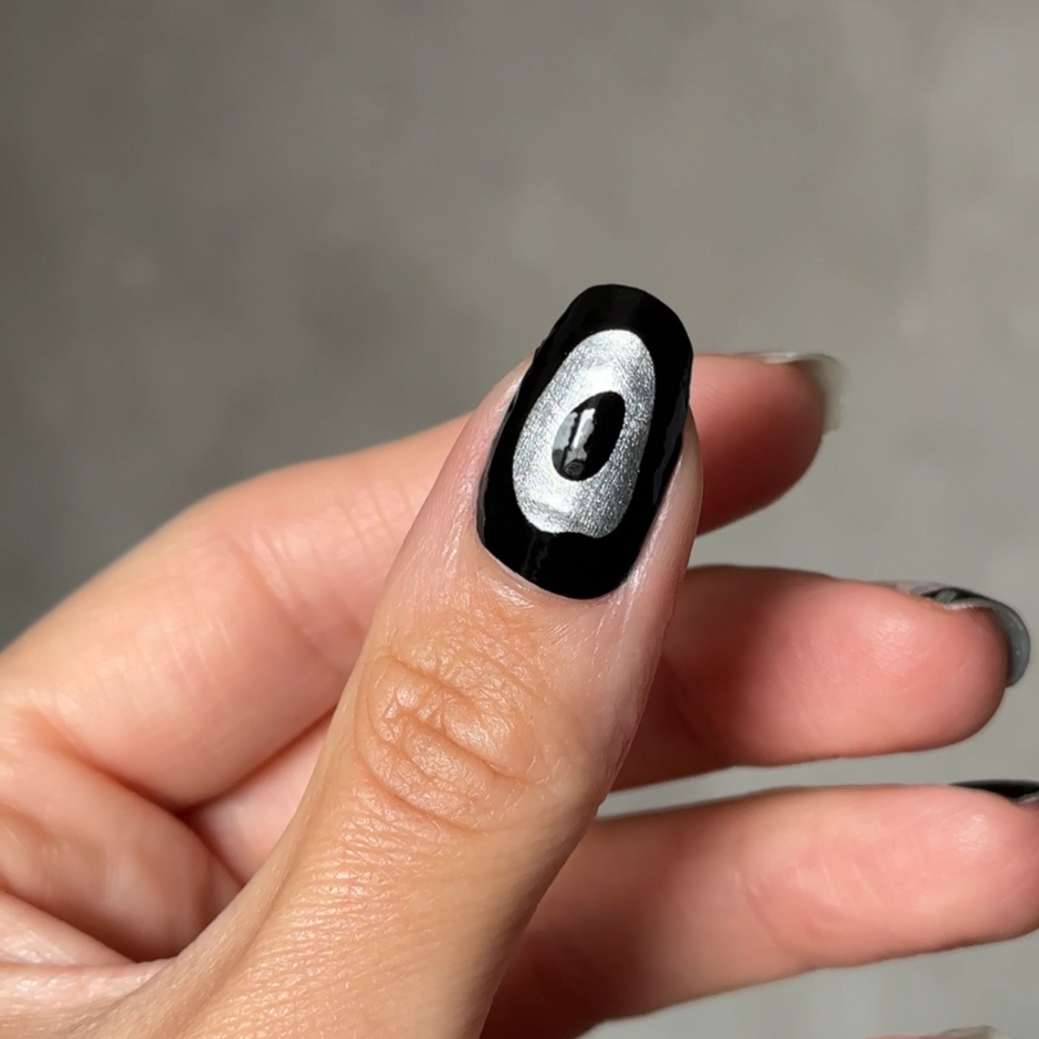 Manni Nails