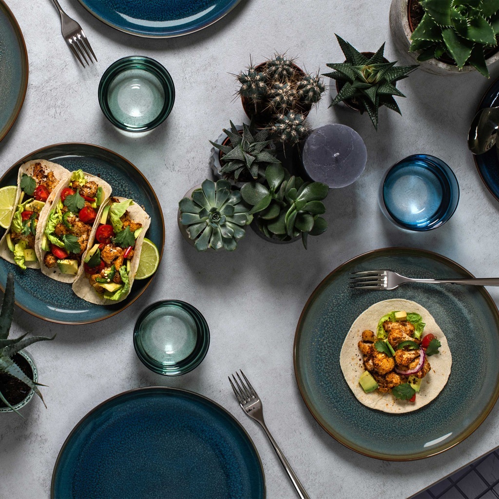 Villeroy & Boch galda piederumu komplekts, 4 daļas. Materiāls: džinsa audums – 1 daļa