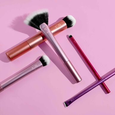 Set de brochas Real Techniques Artist Essentials: brochas para ojos, labios y rostro (1 unidad)