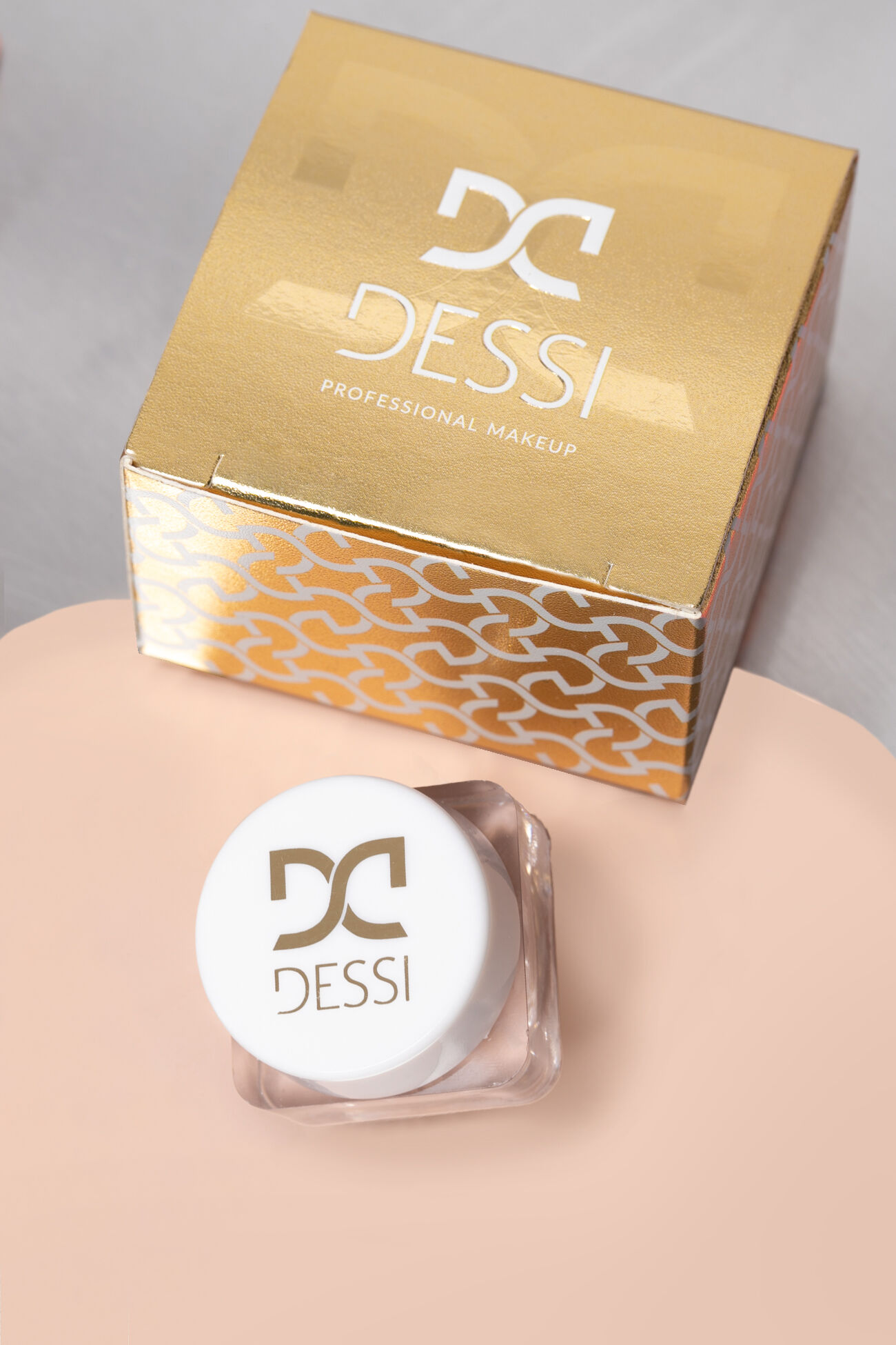 Dessi kozmetika