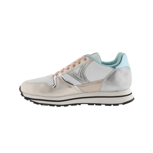 Zapatillas Victoria Cometa Multimaterial Con Piezas Metalizadas Y Cordones Al Tono