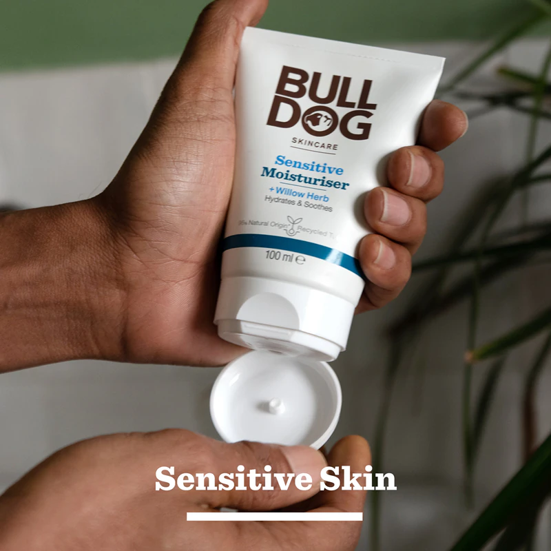 Dárková sada pro muže Bulldog Sensitive Duo pro tělo a obličej
