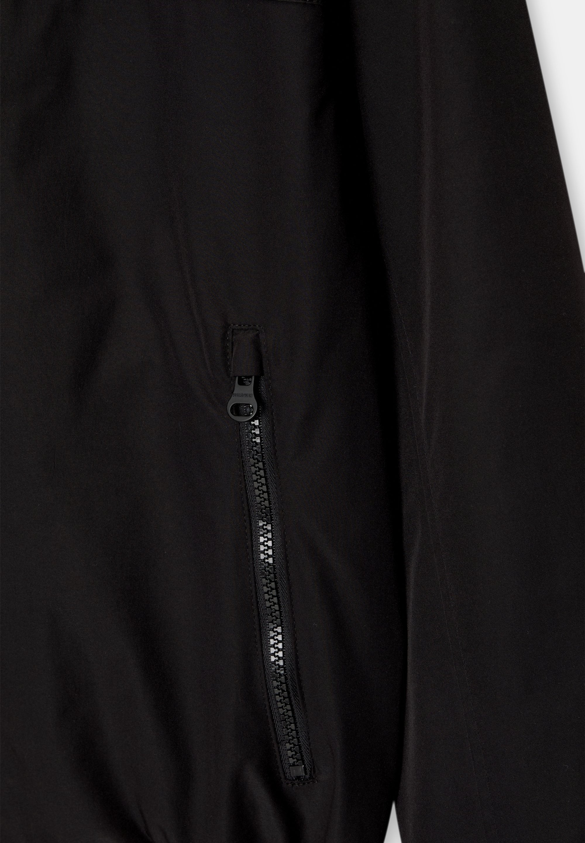 PULL&BEAR Bomberjack - zwart