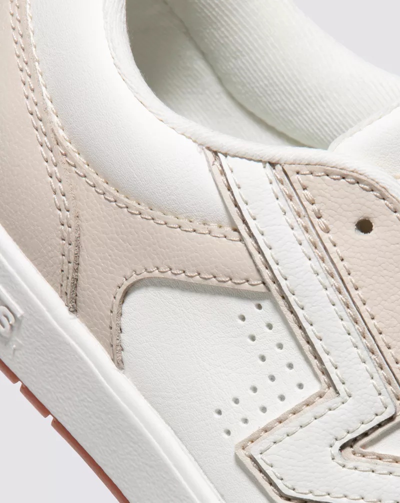 Lowland ComfyCush Leather Shoe