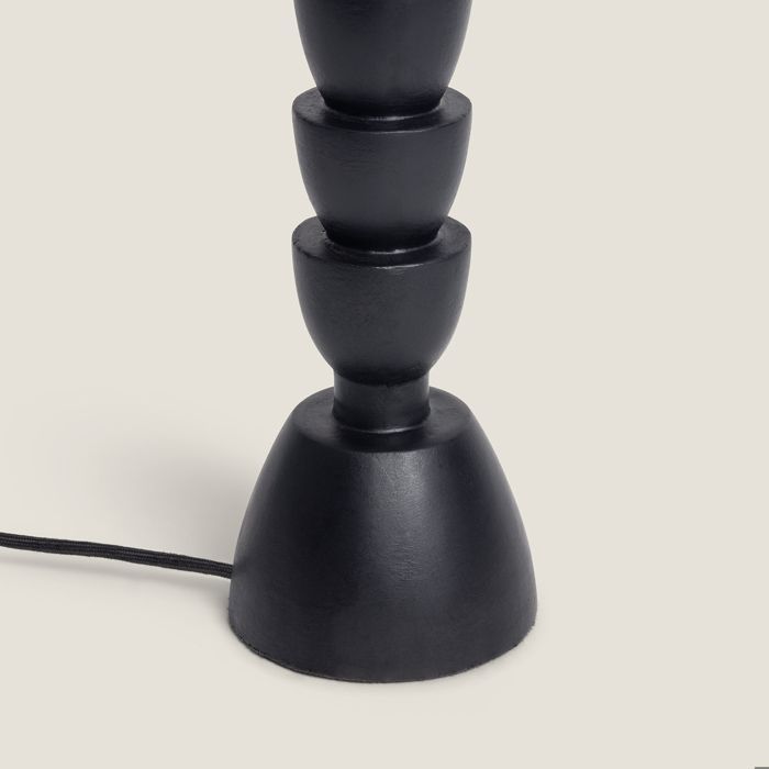 Lampada da tavolo Darian in resina nera
