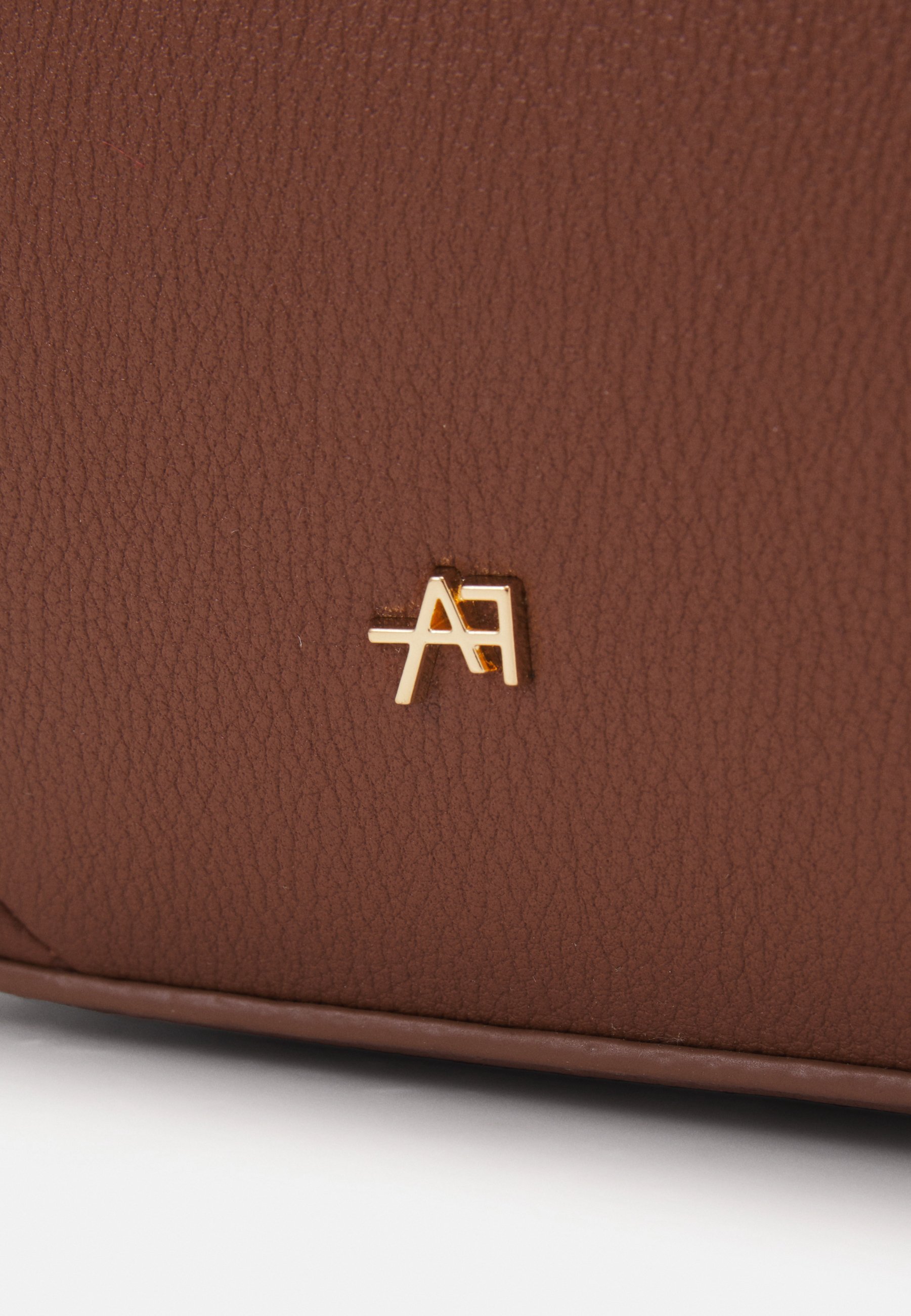 Borsa Anna Field - color cognac
