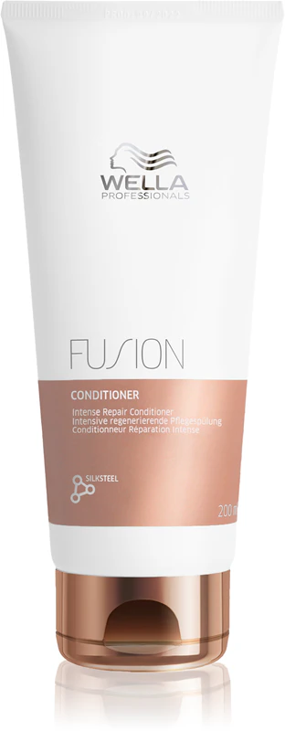 Wella Professionals Fusion Intenzívny regeneračný kondicionér pre poškodené vlasy