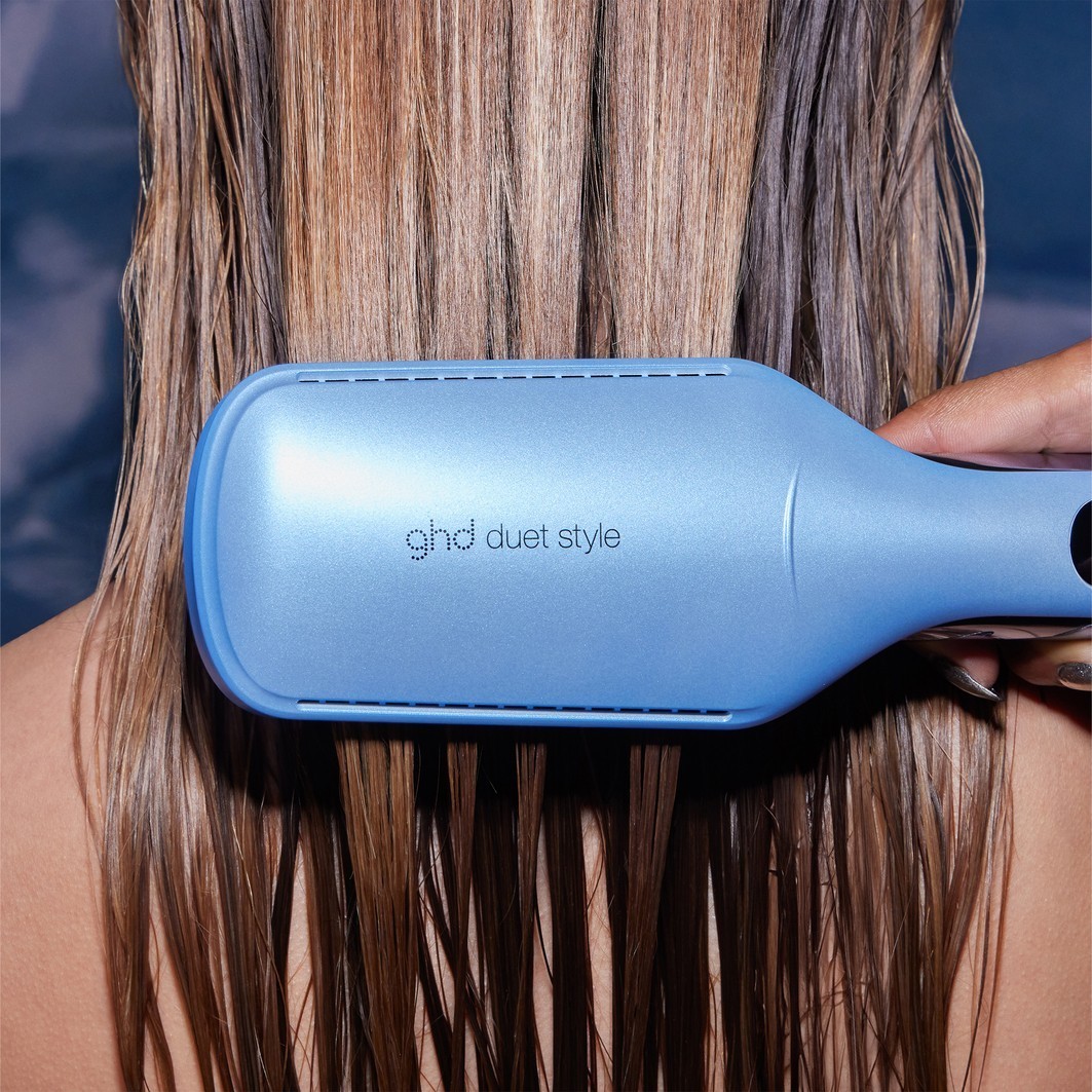 „ghd Styling Tools Iced Luxe Collection Duet Style“ profesionalus 2 viename karšto oro formavimo įrankis – 1 dalis
