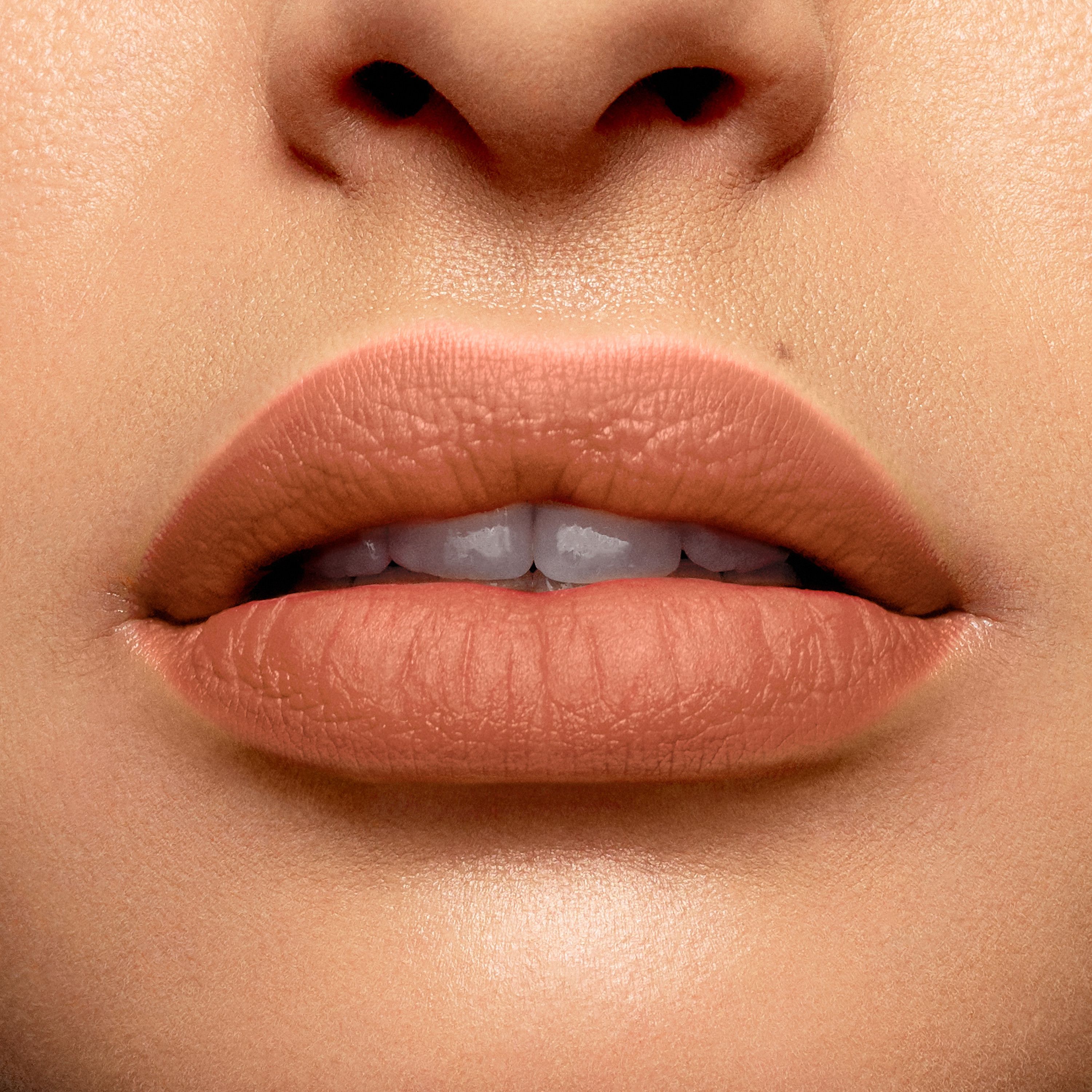 L'Absolu Rouge Intimate Barra de Labios Luxury labios bārs