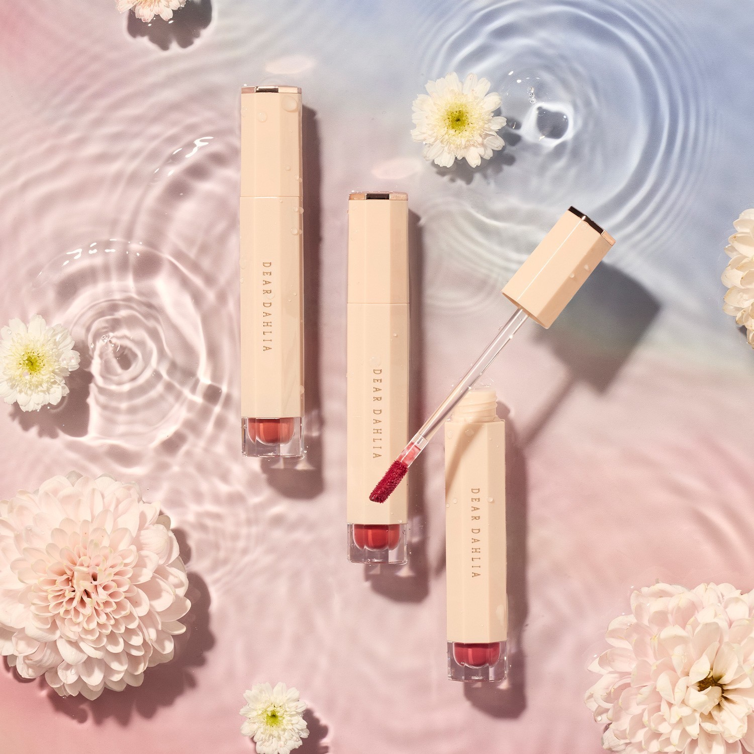 Dear Dahlia Lipstain Blooming Edition Satin Glow lūpu krāsa - 5 ml
