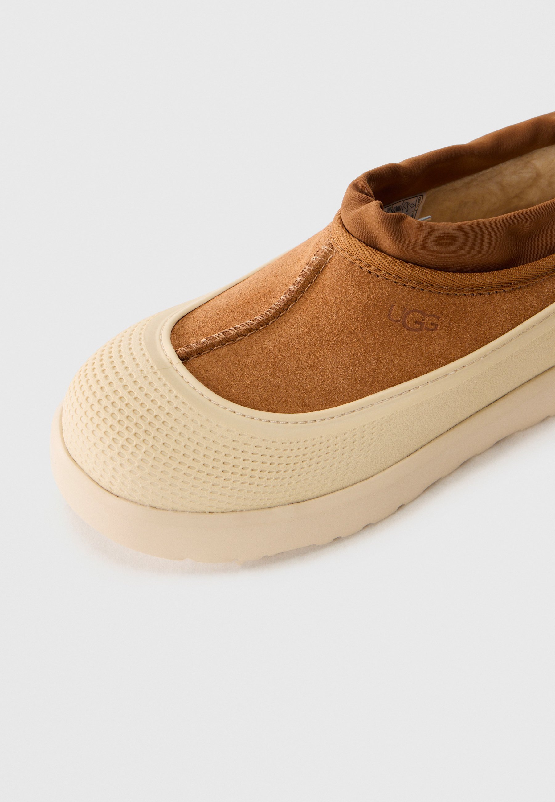 UGG TASMAN UNISEXE - Mocassins - châtaigne/blanc