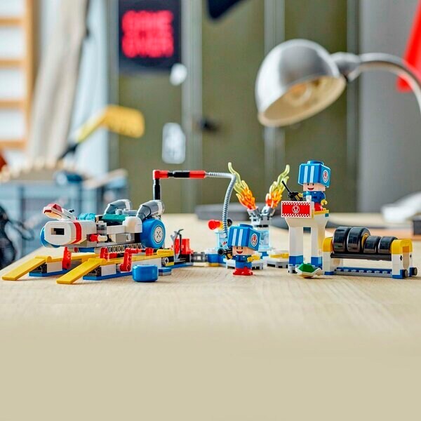 LEGO Super Mario 72035 Mario Kart – Toads garāža