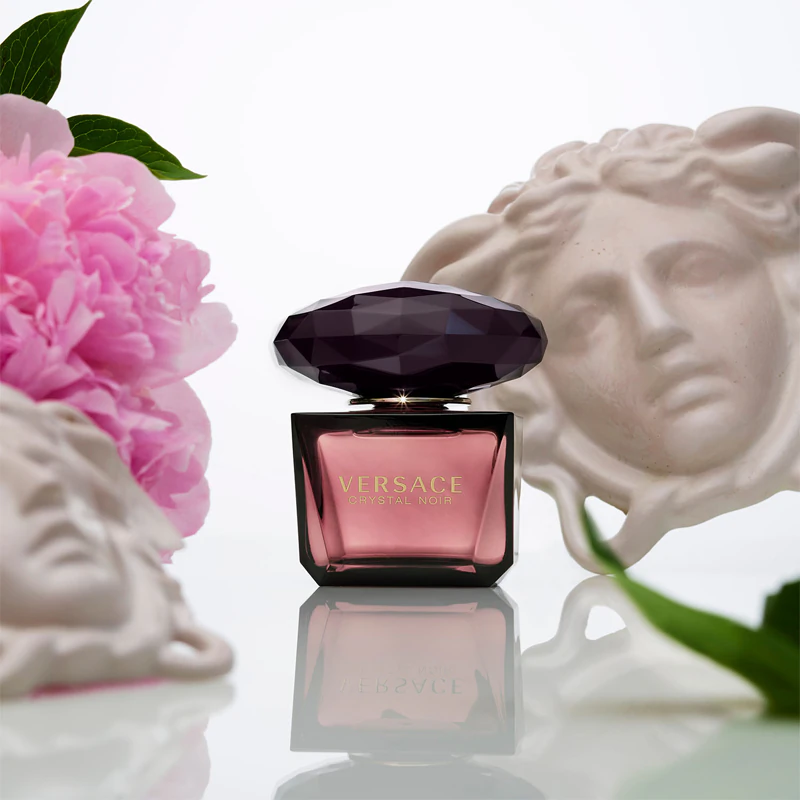 Versace Crystal Noir Eau de Toilette para mulheres