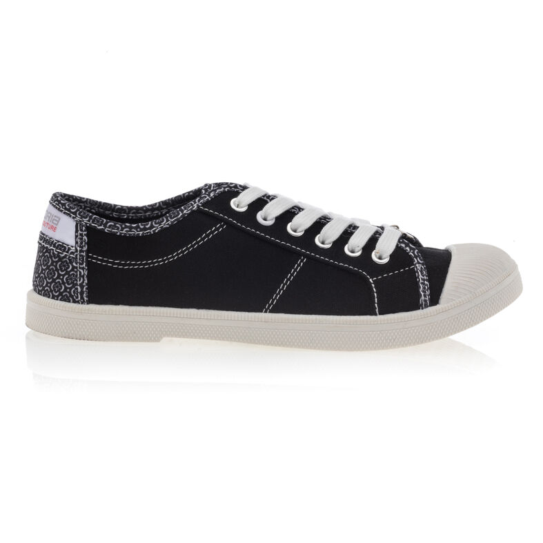 Zapatillas deportivas para mujer en color negro.