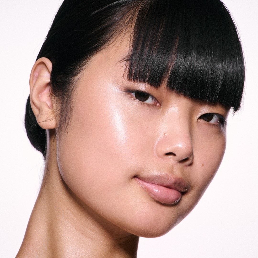 MAC žvilgantis pieštukas „Skinfinish Lightstruck“ – 15 ml