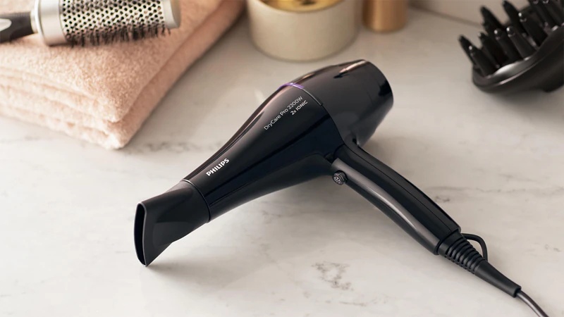 Фен за косу Philips DryCare Pro BHD274/00