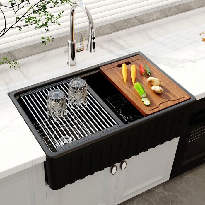 Fregadero de cocina de cerámica negra estilo rústico MEJE de 83,8 x 50,8 cm con borde escalonado - fregadero estampado - doble cubeta con faldón frontal
