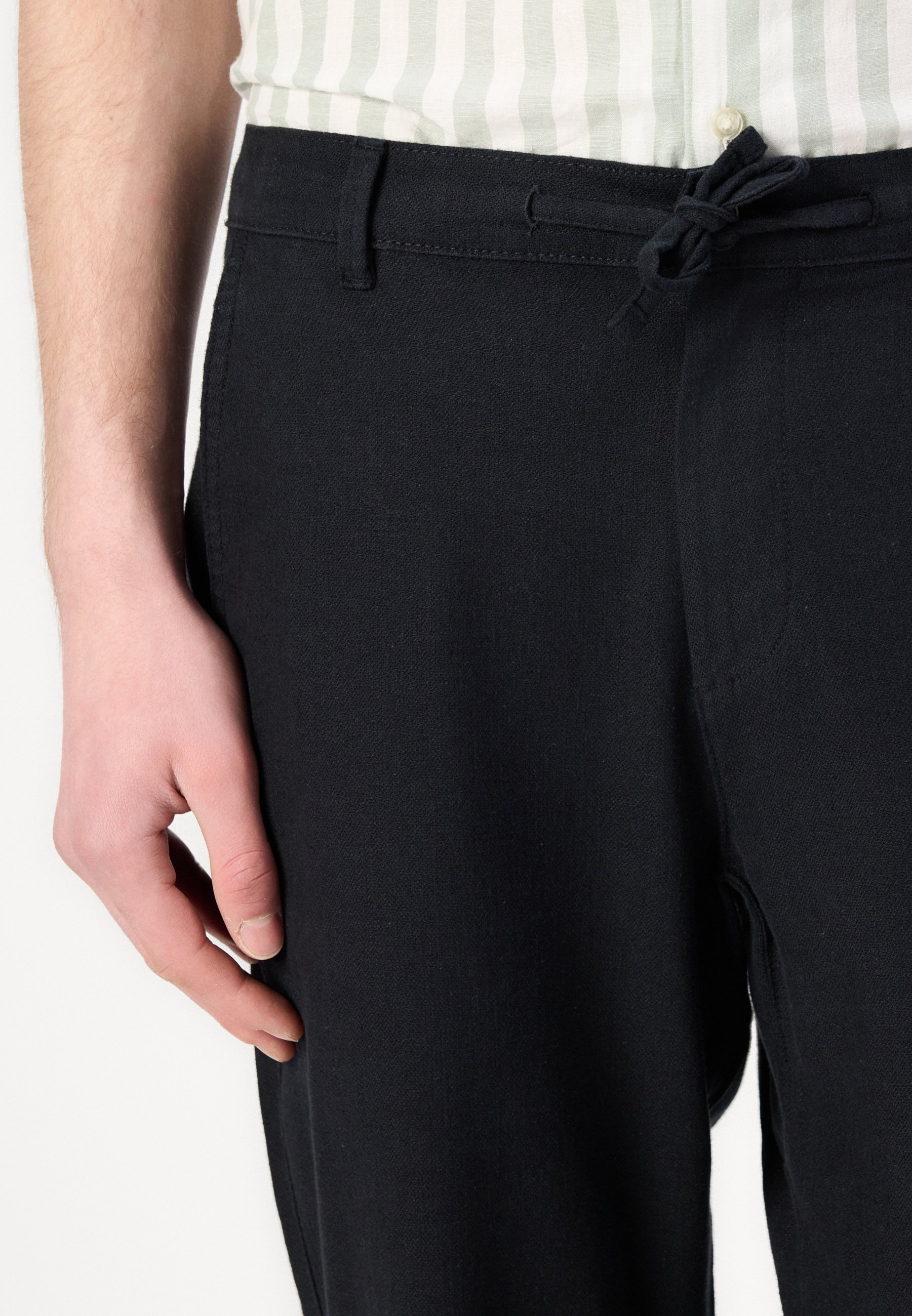 Selected Homme SLH220 LOOSE BRODY Sonnenhose - Hose - schwarz
