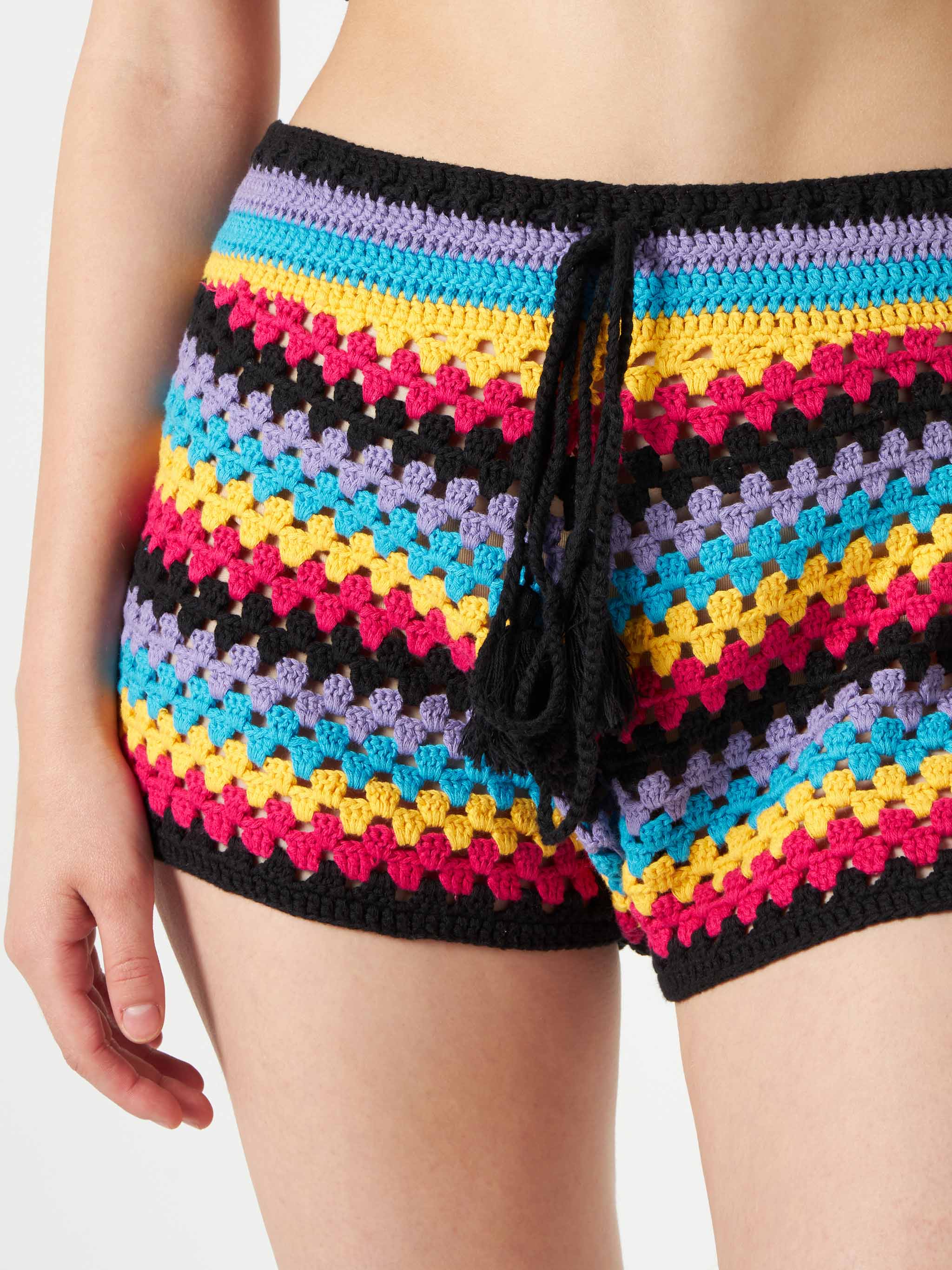 Veelkleurige gehaakte shorts