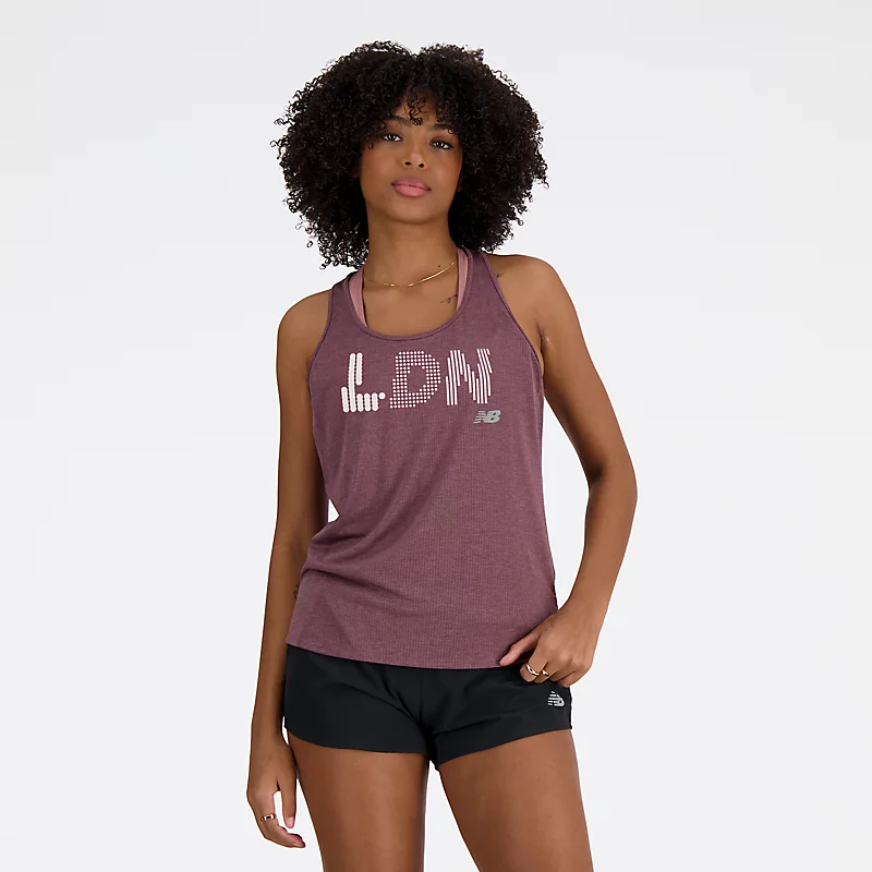 Top deportivo Damski London Edition Graphic NB Athletics – LICORICE HEATHER