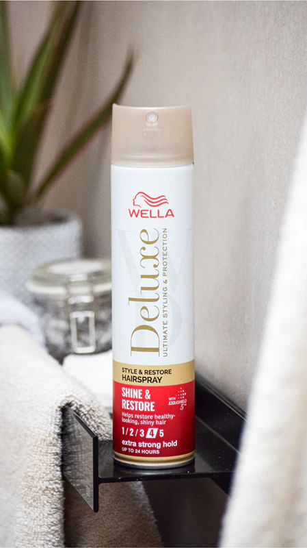 Spray de cabelo Wella Deluxe Shine & Restore com fixação forte e volume