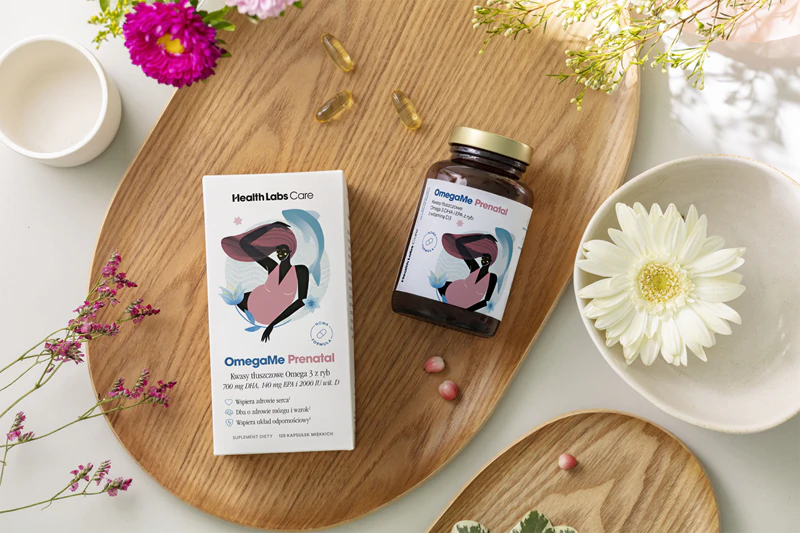 Cápsulas do suplemento alimentar pré-natal OmegaMe da Health Labs Care para o bom funcionamento do coração e do cérebro.