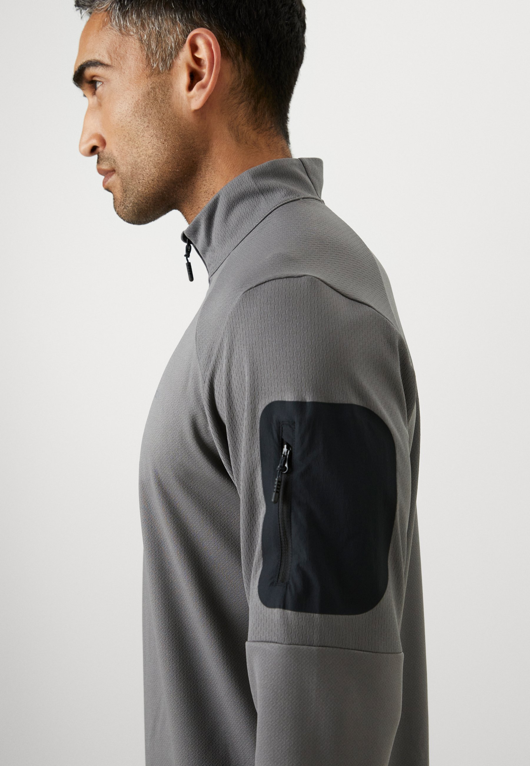 Columbia COLUMBIA TECH™ 1/4 ZIP - Top met lange mouwen - stadsgrijs/zwart