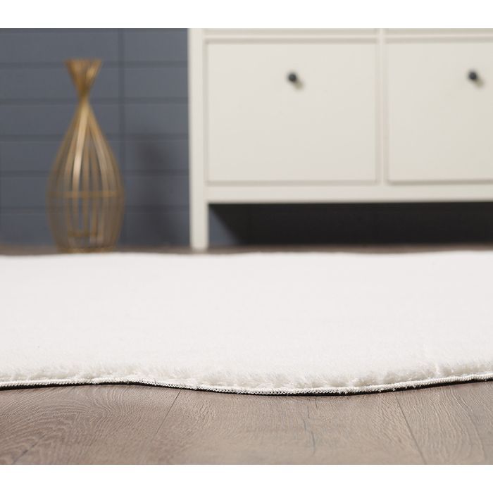the carpet Lina Shape Tapis en fourrure, fourrure synthétique, tapis moelleux, dessous antidérapant, lavable, Creme, 120 x 160cm