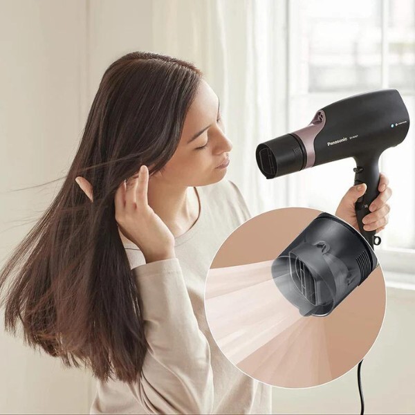 Panasonic EH-NA67 nanoe hårføner (rosa gull)