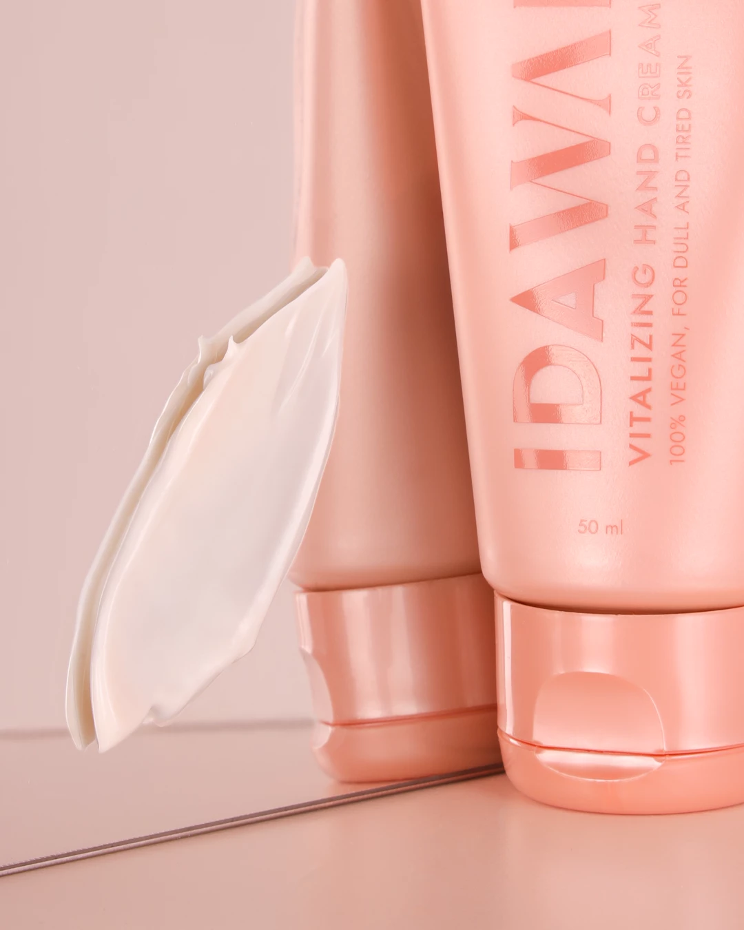 Cremă de mâini revitalizantă 50 ml - IDA WARG