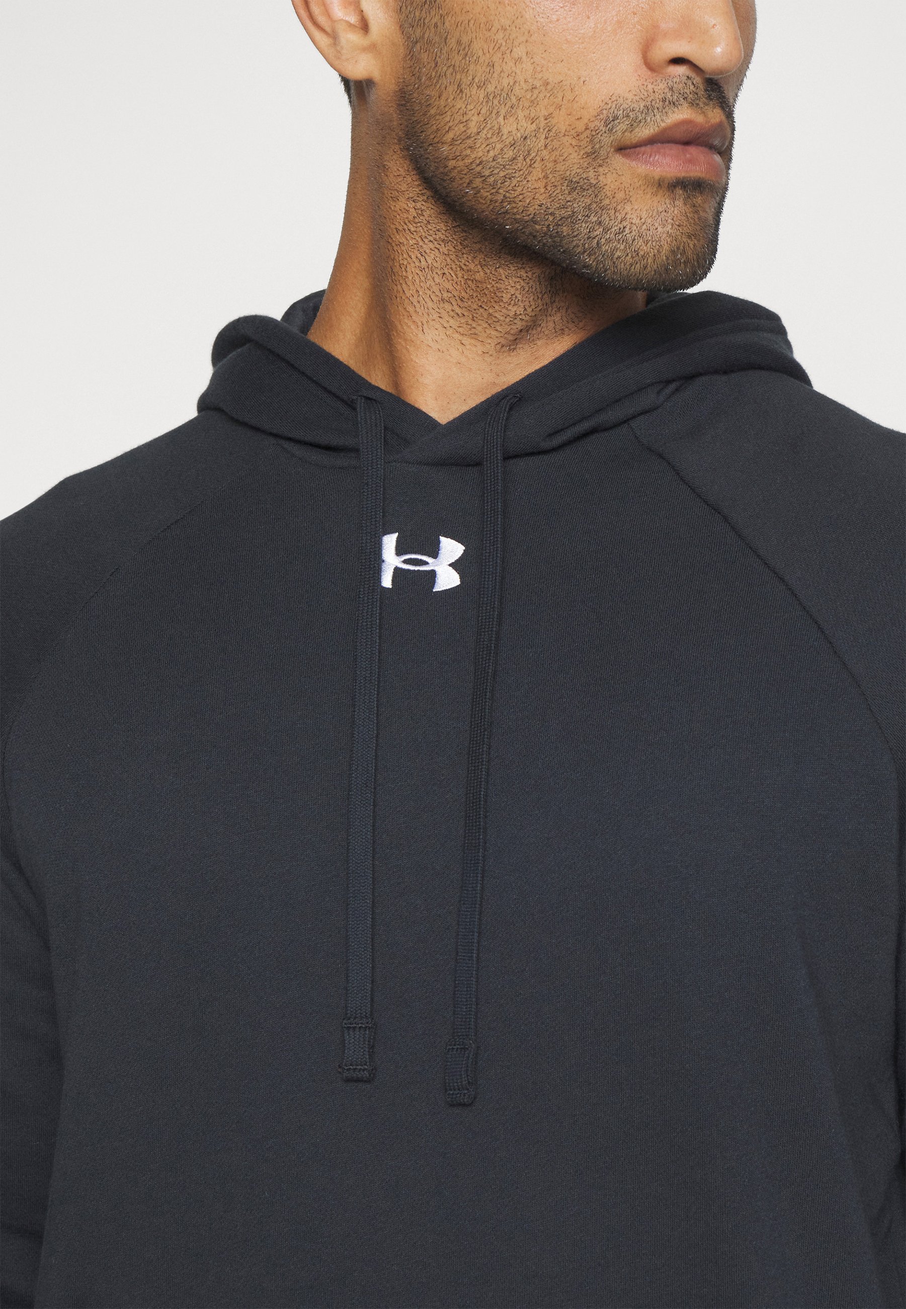 Under Armour RIVAL FLEECE - Moletom com capuz - preto