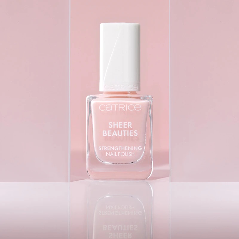 Catrice Sheer Beauties лак за нокте за јачање
