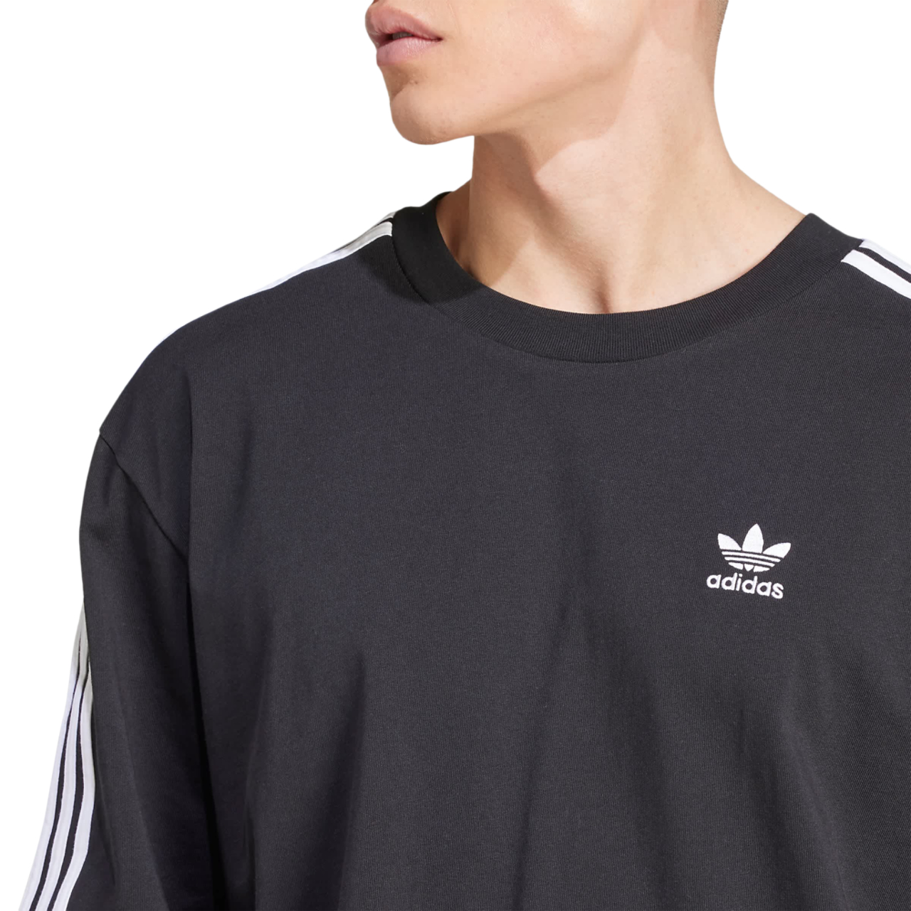 adidas Oversize