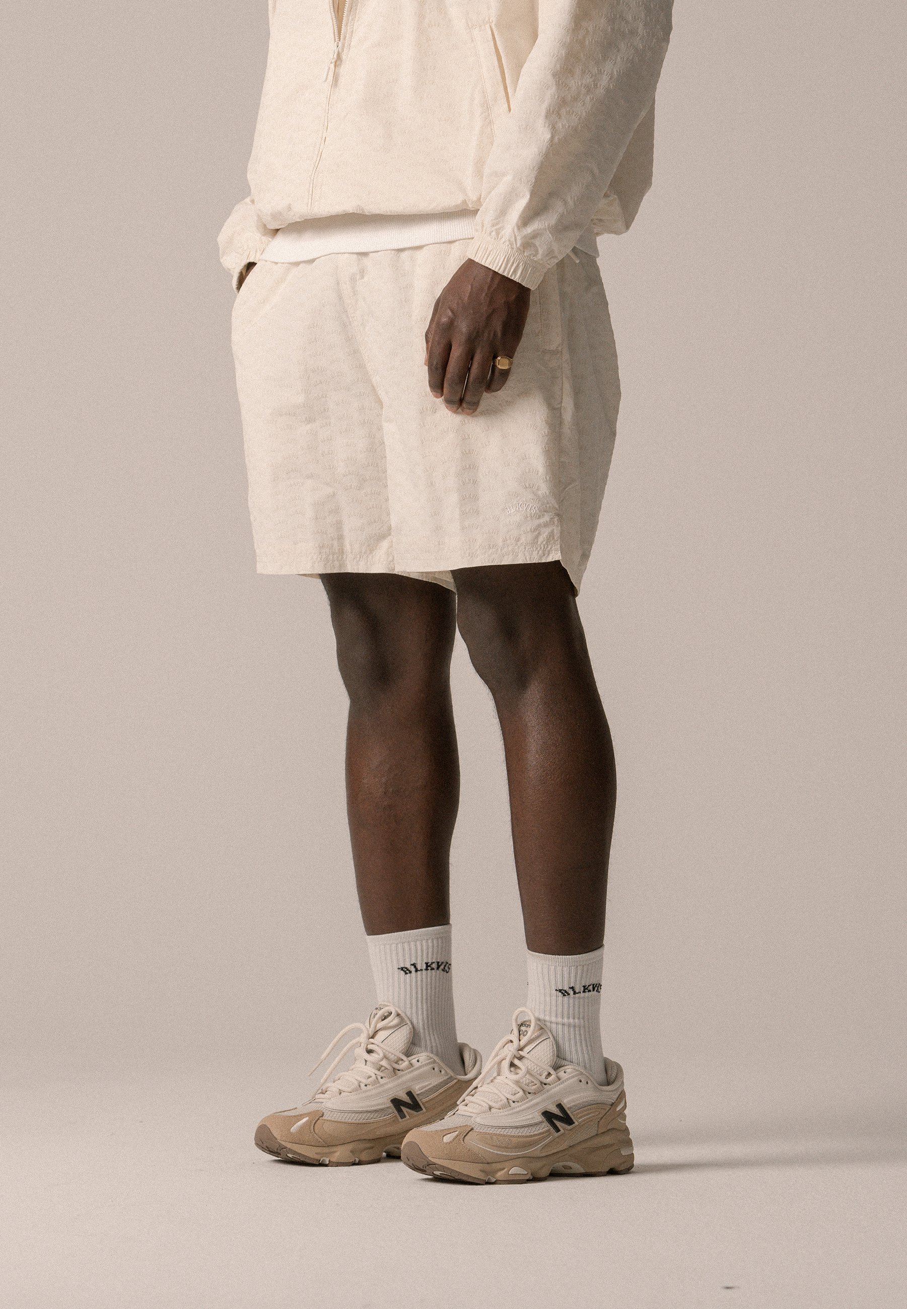 BLKVIS ALLOVER TRACK UNISEX - Shorts - antiek wit