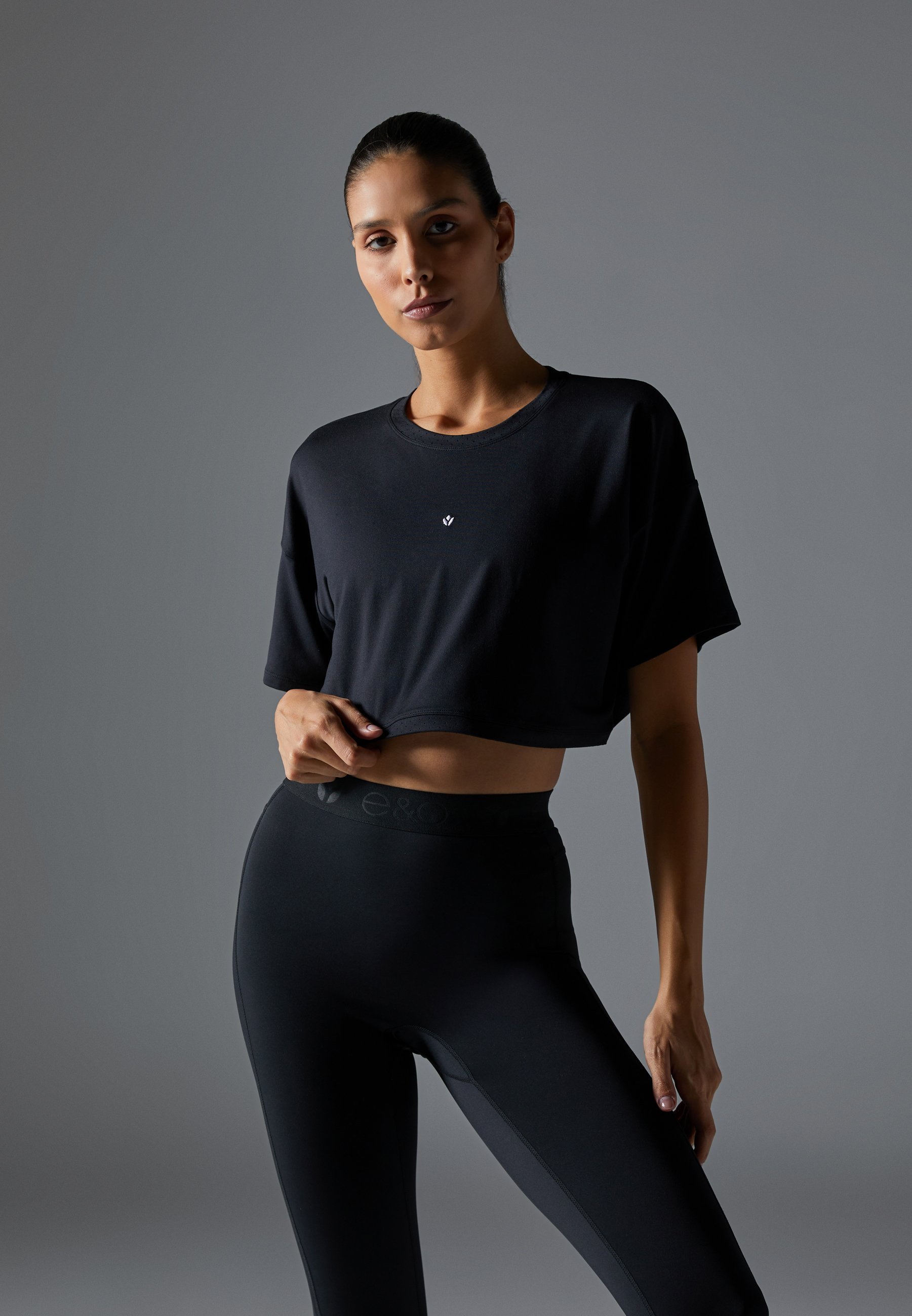 Even&Odd active cropped sportshirt met logo - bedrukt T-shirt - zwart